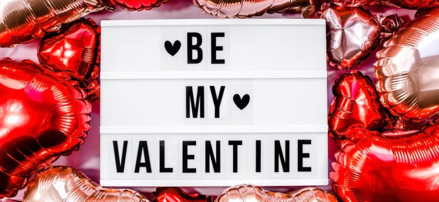 Stylish,Text,Frame,Lightbox,With,The,Inscription,Be,My,Valentine.